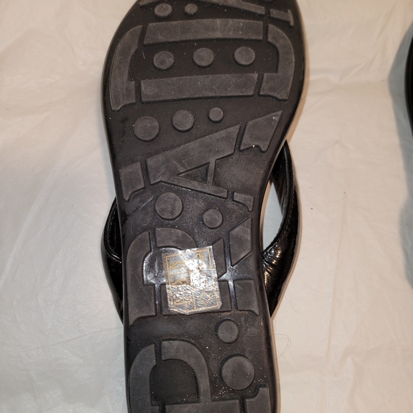 New ! Prada shoes - Picture 2 of 4